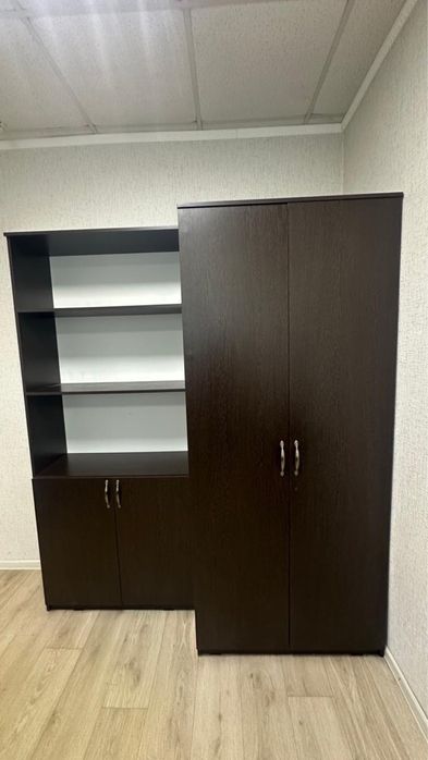 Продам мебель под офис