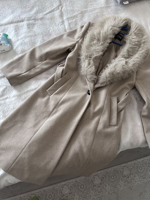 Дамско палто с пух