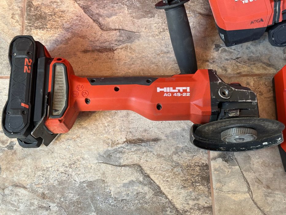 HILTI NURON комплект TE 6-22 / SIW 4AT-22 / AG 4S-22 + 3 батерии + зарядно