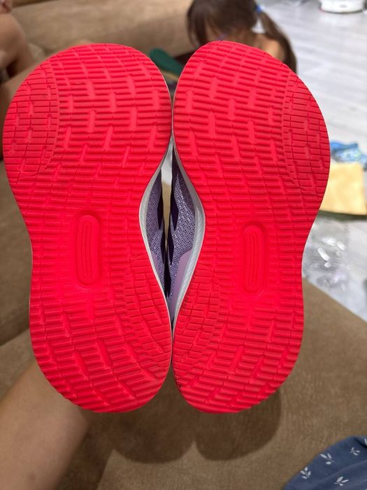 Кроссовки Adidas