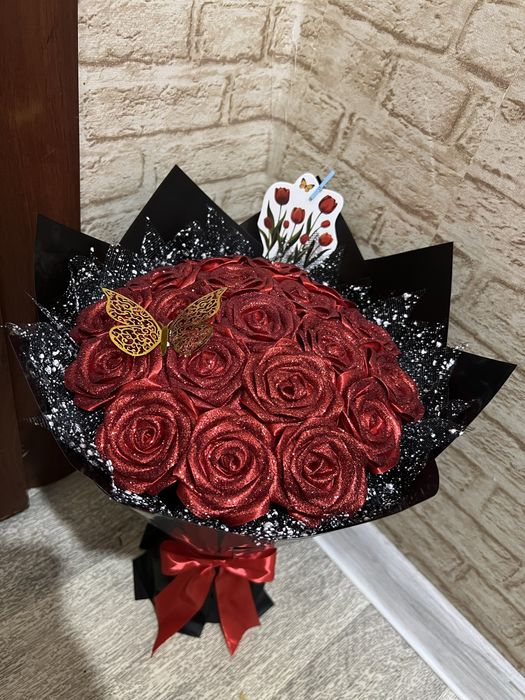 Атласный ленты букет