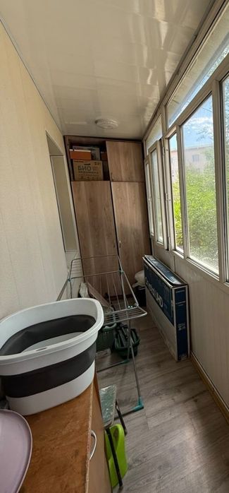 продам 4-х ком. 90кв. жгу 2-этаж