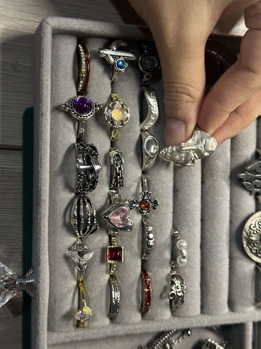 Аксесуары кольца, серьги