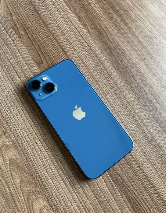 Продам или обмен айфон 13