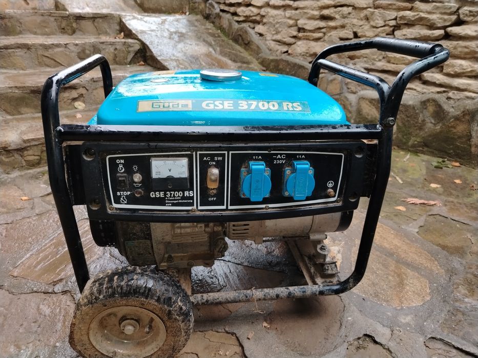 Бензинов генератор ток немски 2.8 kw Gude