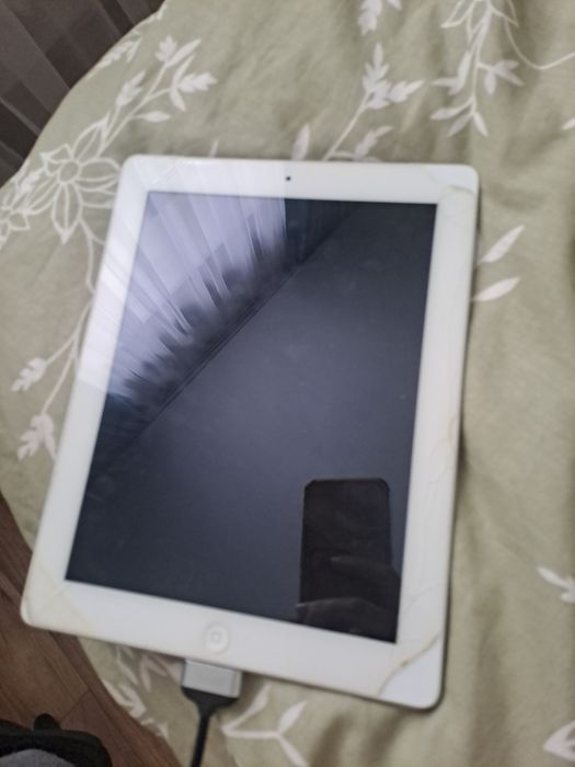 Продам Айпад модель MD371LL/A