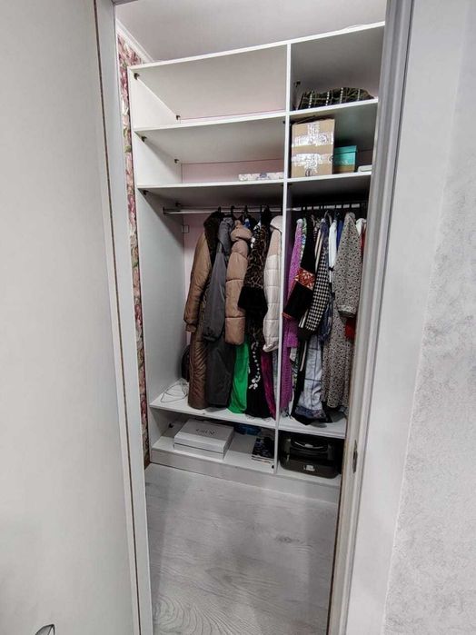 Продается евродвушка на Батысе