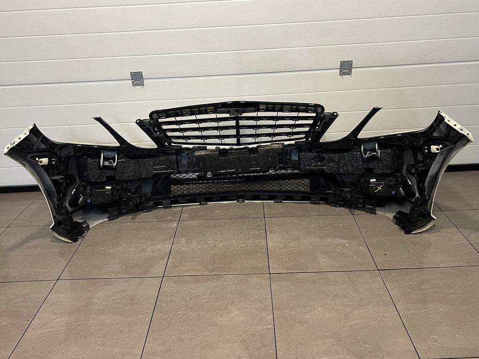 AMG пакет за Мерцедес w212 е класа предна задна броня прагове