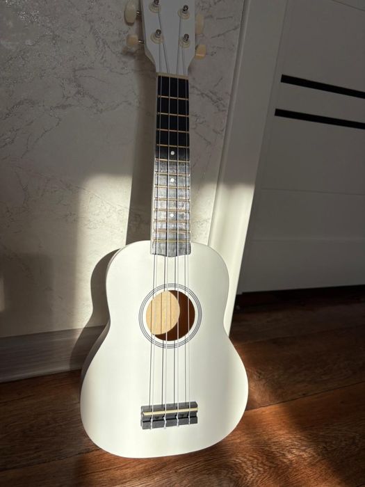 Укулеле акустика