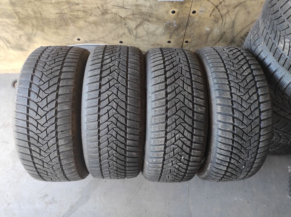 225/45/18 Dunlop
