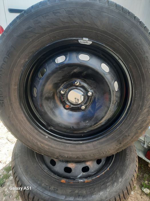 Тенекиени джанти с гуми 5×114.3, 16цола