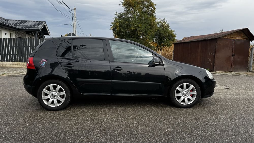 Volkswagen Golf 5 1.9 TDI 105CP