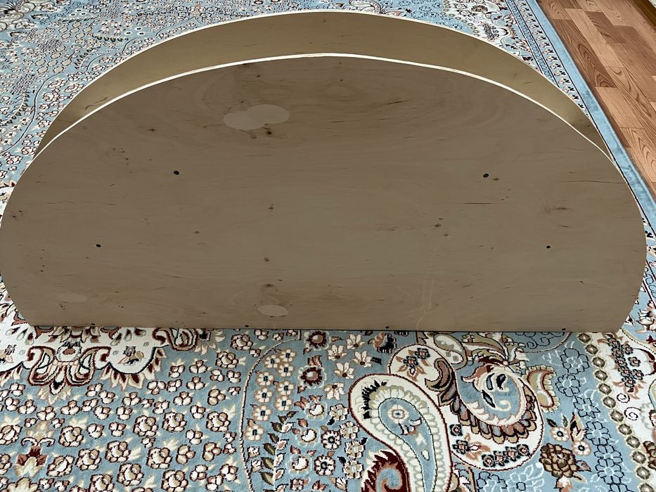 Сатылымда жиналмалы дөңгелек жер стол