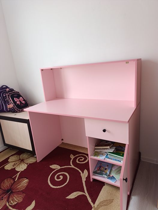 Қыздарға арналған әдемі қызғылт үстел / письменный стол для девочки