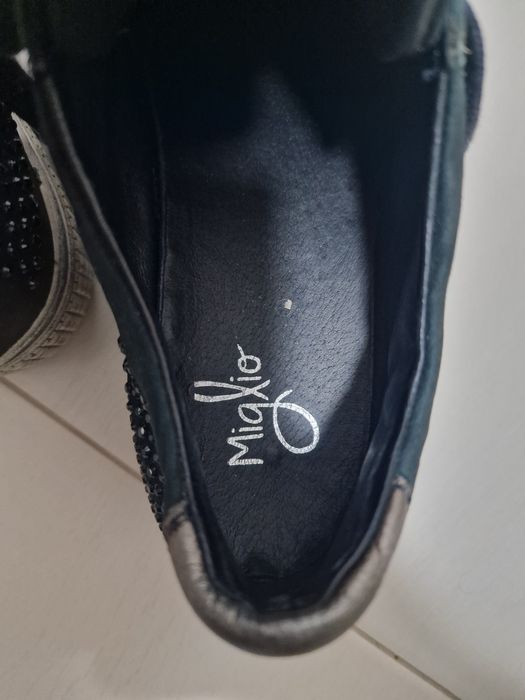 Adidasi / Tenesi Miglio / Made Italy / Alb Murdar / Piele Intoarsa

Ma