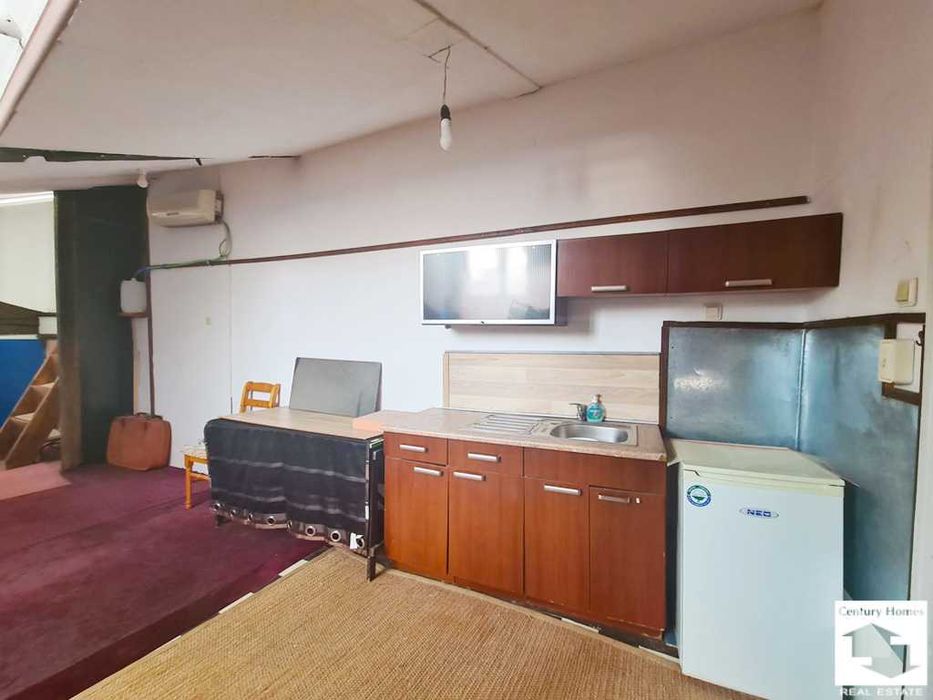 Продава се Къща в Велико Търново, Център - 230 кв.м за 1283 €/кв.м - Снимка #11