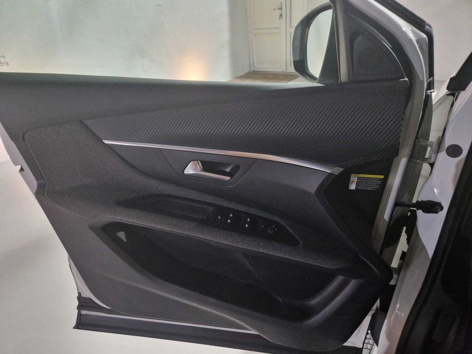 Autoturism PEUGEOT 3008 SUV.64000 km REALI