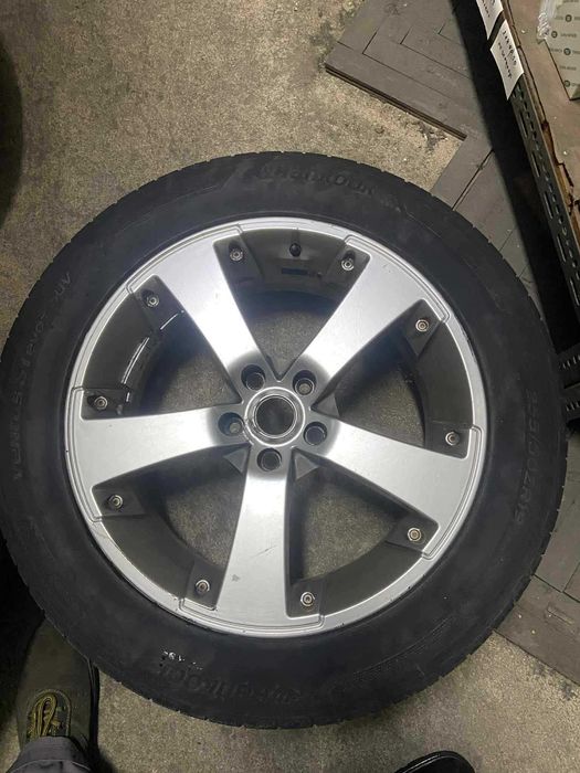 Гуми с джанти 255/50R19