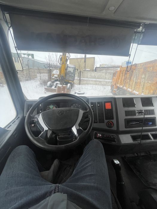 Шахман ф2000 самосвал 2012г.в.