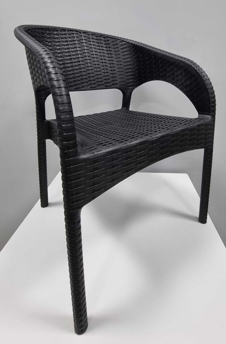 Кресло пластиковое " Оскар"