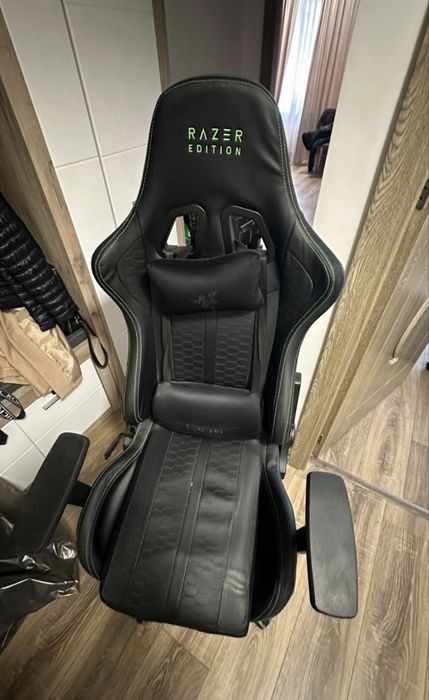 Scaun gaming Razer black&green