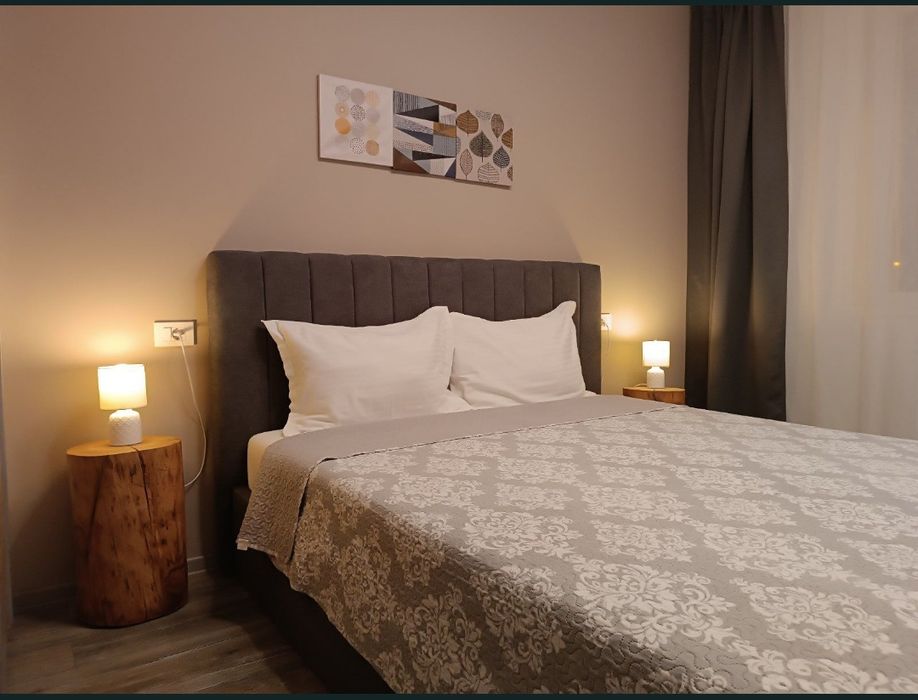 Închiriez . Apartament Central - 3 Camere | Parcul Traian