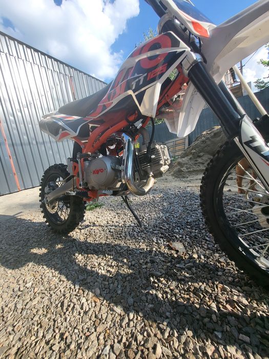 Продам кроссовый мотоцикл