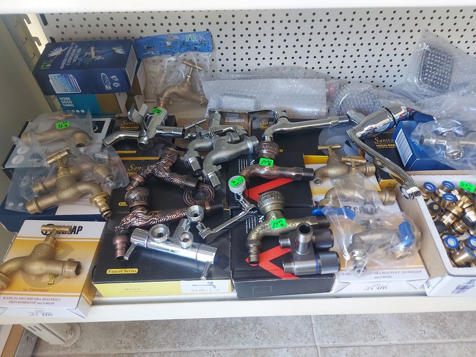 Душ слушалки, душ комплекти,шлангове,канелки.