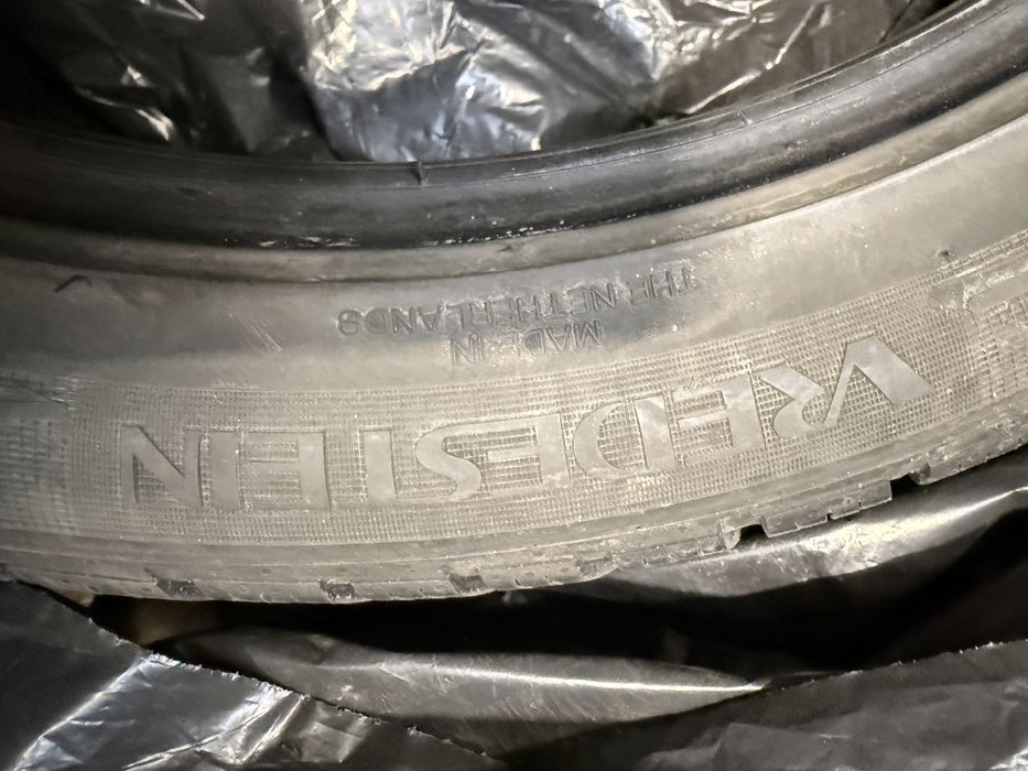 Anvelope Iarna Vredestein