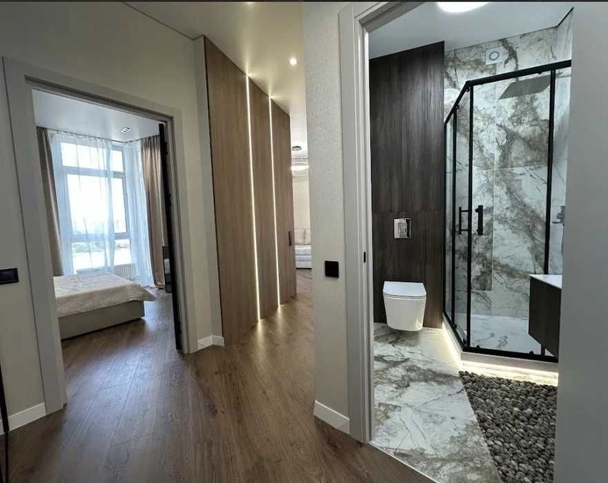 Дава се под наем Двустаен апартамент в Варна, Бриз - 70 кв.м за 500 € - Снимка #2