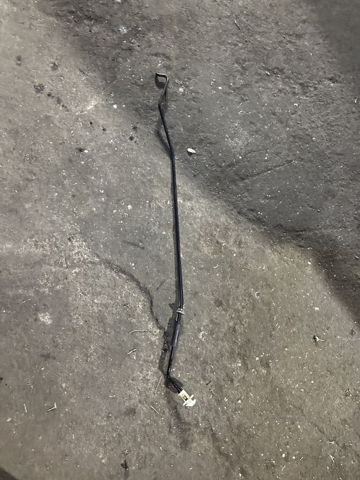 Щека за преден капак Honda Jazz 2008г-2015г