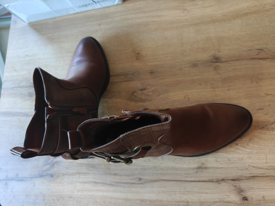 Дамски боти - 2 чифта, 38 номер