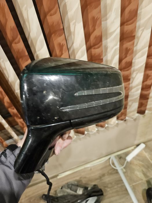 Ляво огледало за Mercedes CLS 2016godina