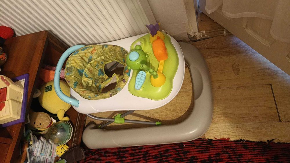 Căruț , scaun masă copii și premergător