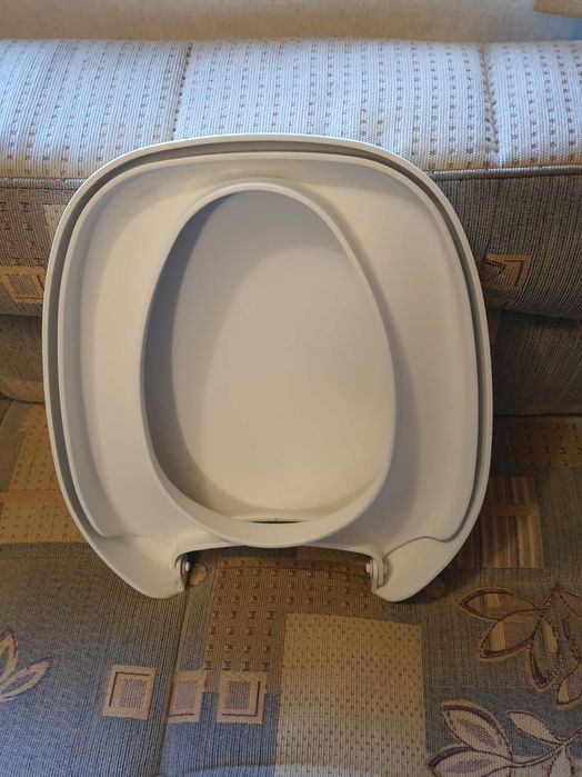 Piese rulota / Colac de wc cu capac Thetford c200