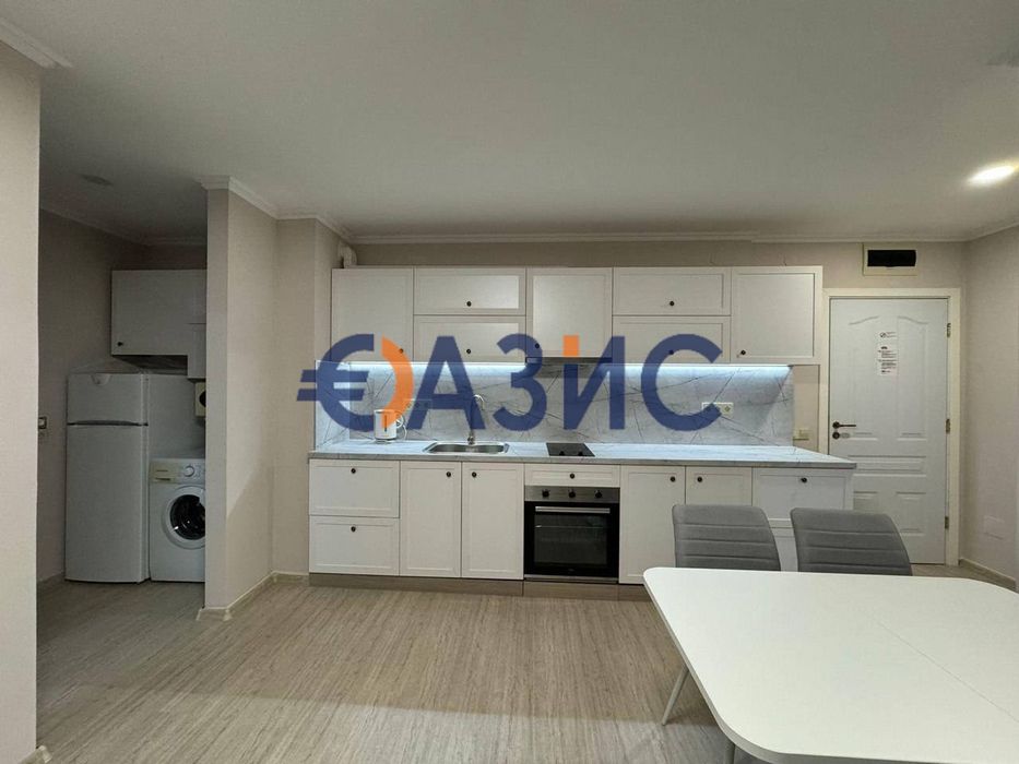 Продава се Тристаен апартамент в к.к. Слънчев бряг - 83 кв.м за 1266 €/кв.м - Снимка #3