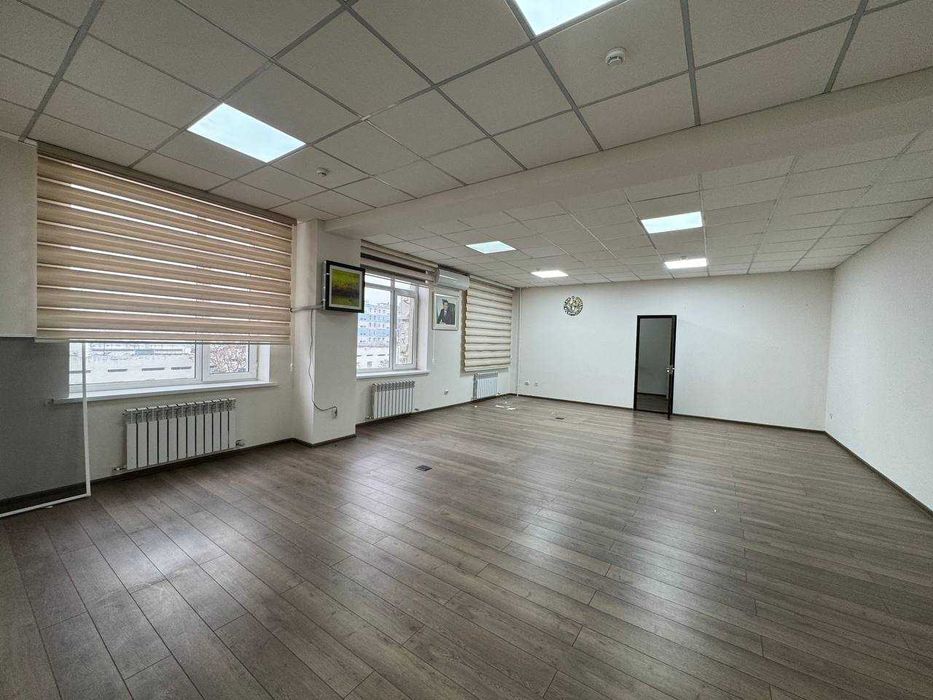 Аренда офис, Шастри/ Кафе у бабушки, 1043м2