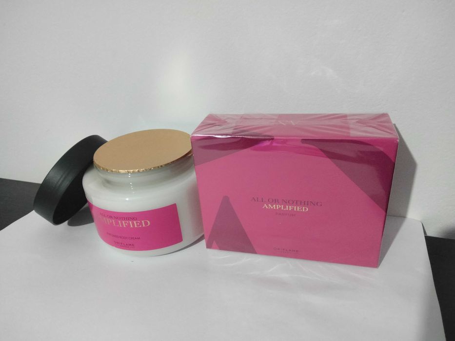 Set All or Nothing Amplified Oriflame ( parfum + crema de corp )