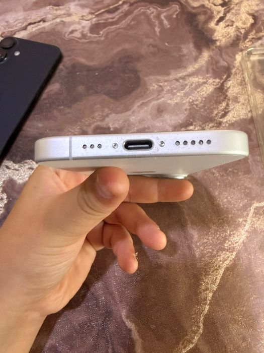 Iphone 16 impecabil