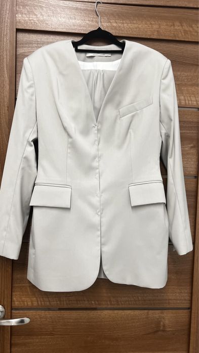 Monochrome collection