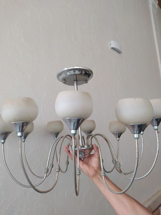 Люстра продается