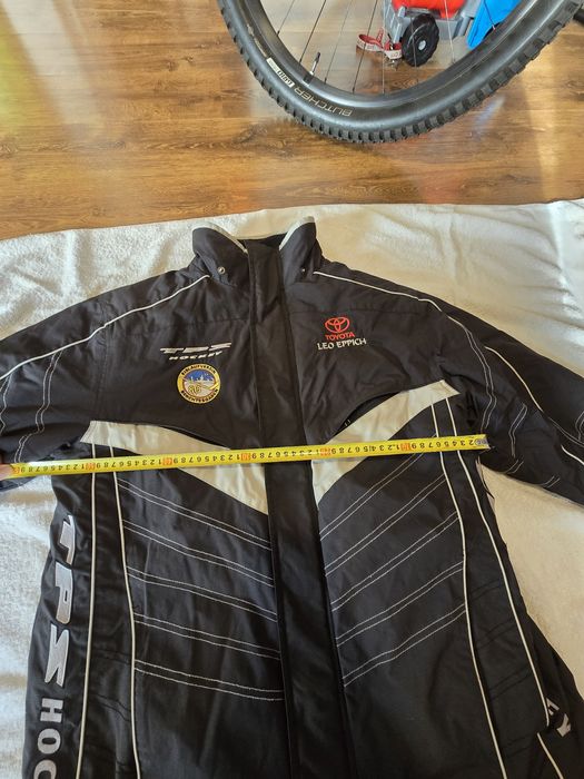 Geaca Toyota de firma M-L