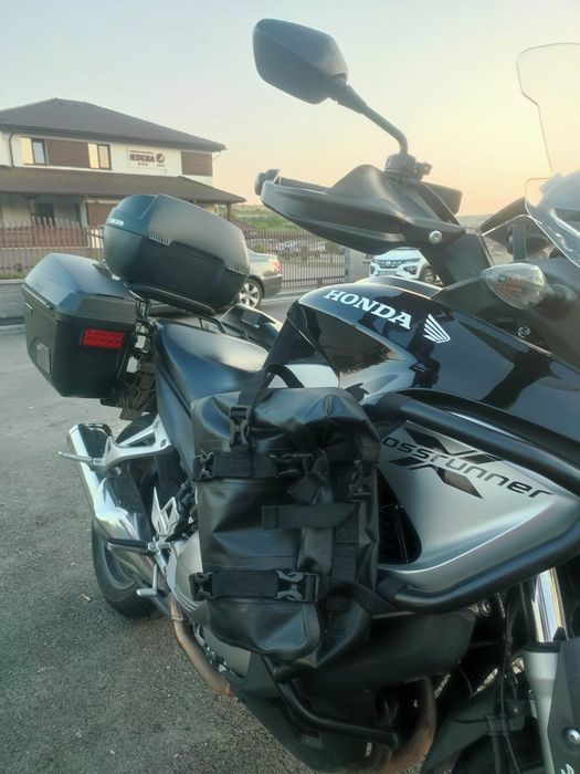 Vând Honda Crossrunner