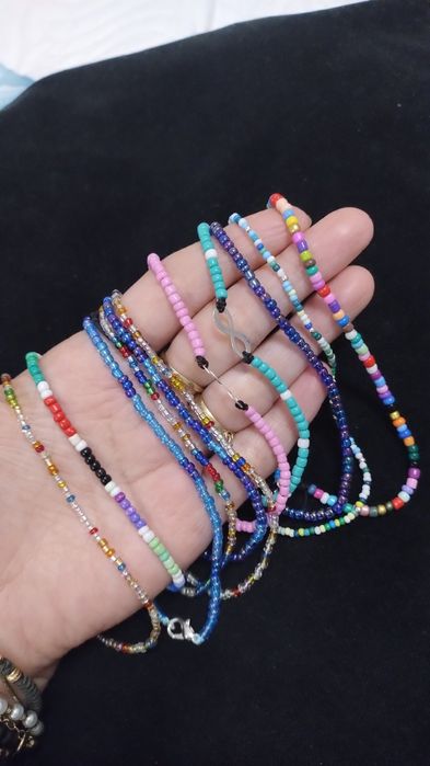 Brățări lucrate manual