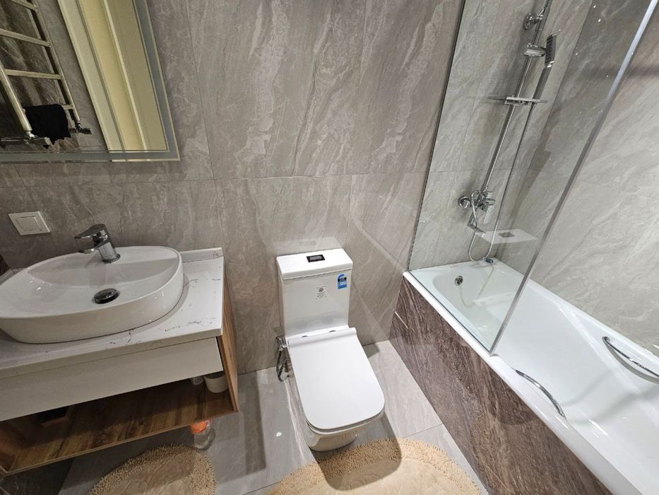 Жк Новомосковская! 3х комнатная квартира 140м2! Новый авторский ремонт