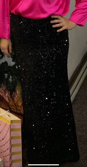 Продам юбку со стразами