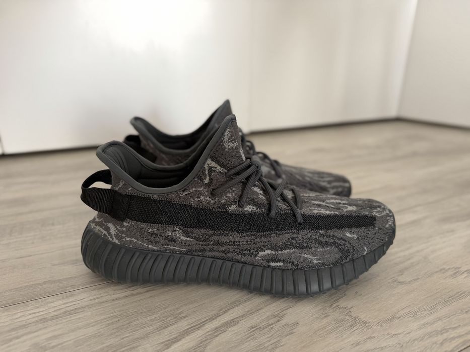 Yeezy Boost 350 Dark Salt