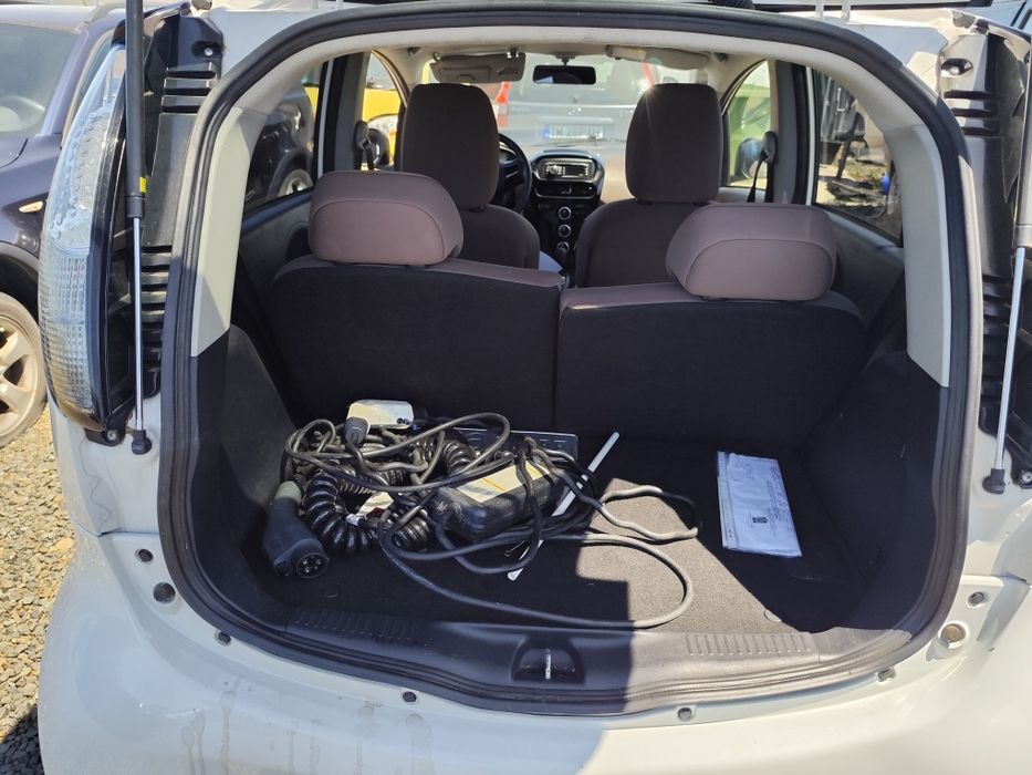 Citroen C Zero. Full electric. An 2011. 113400 km