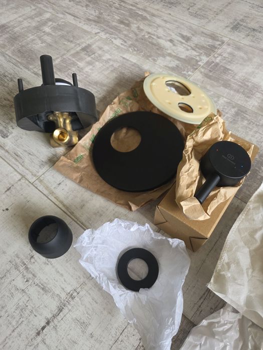 Хигиенен интимен душ черен