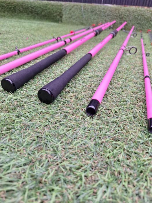 SET 2 Feedere FL BLACK FORCE PINK 3.90m 60-180g + 2 Mulinete PRO FL CO